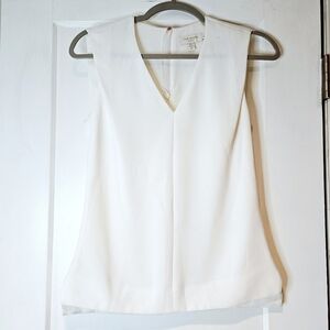 Ted Baker London Ivory Sleeveless V Neck Blouse Back Zip Size 0